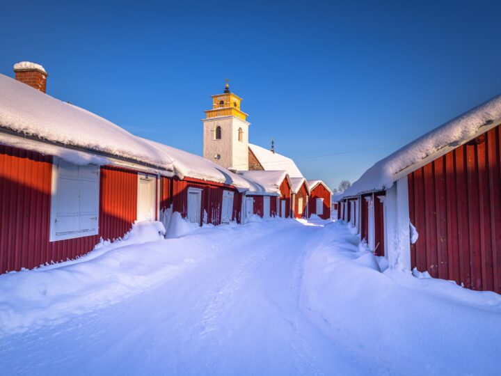 journée7 - Öjeby Kyrkstad (1h30) et rencontre avec le père Noël (1h) journée7 - Öjeby Kyrkstad (1h30) et rencontre avec le père Noël (1h)