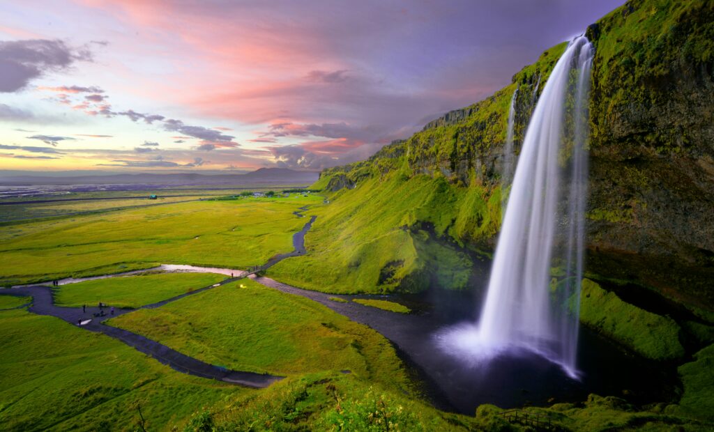 Islande, l'île des extrêmes : volcans, glaciers, baleines